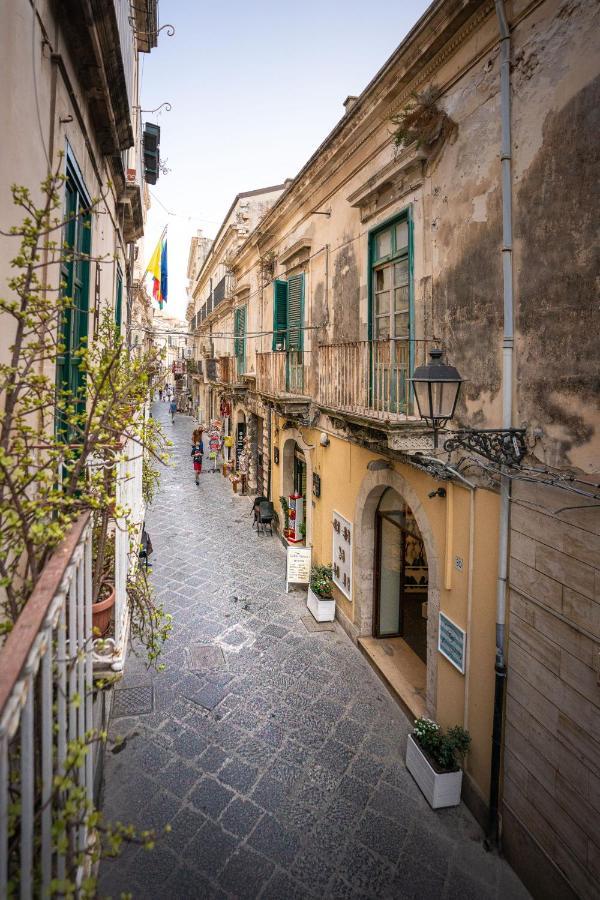 I Tre Balconi Di Via Roma Apartment Syracuse Екстер'єр фото
